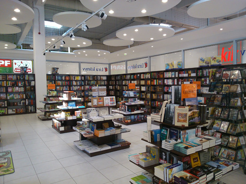 Líra Könyvesbolt Székesfehérvár Holland Fasor